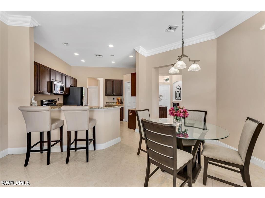 934 Tropical Bay Court Naples FL 34120 226022676 image18
