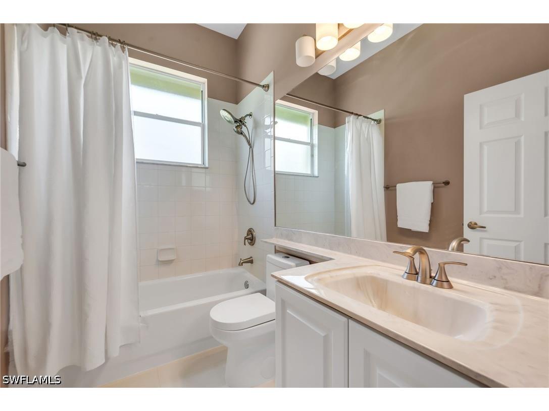 934 Tropical Bay Court Naples FL 34120 226022676 image24