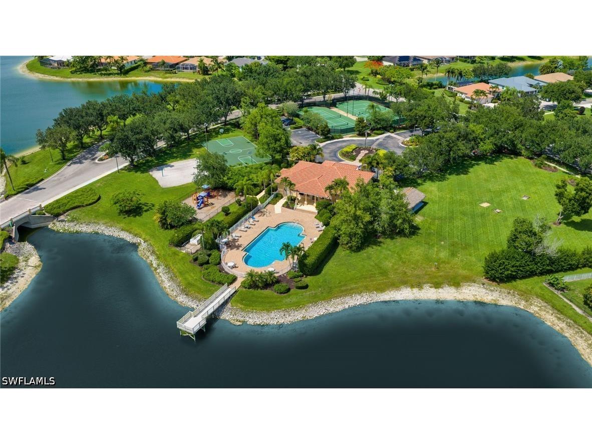 934 Tropical Bay Court Naples FL 34120 226022676 image34