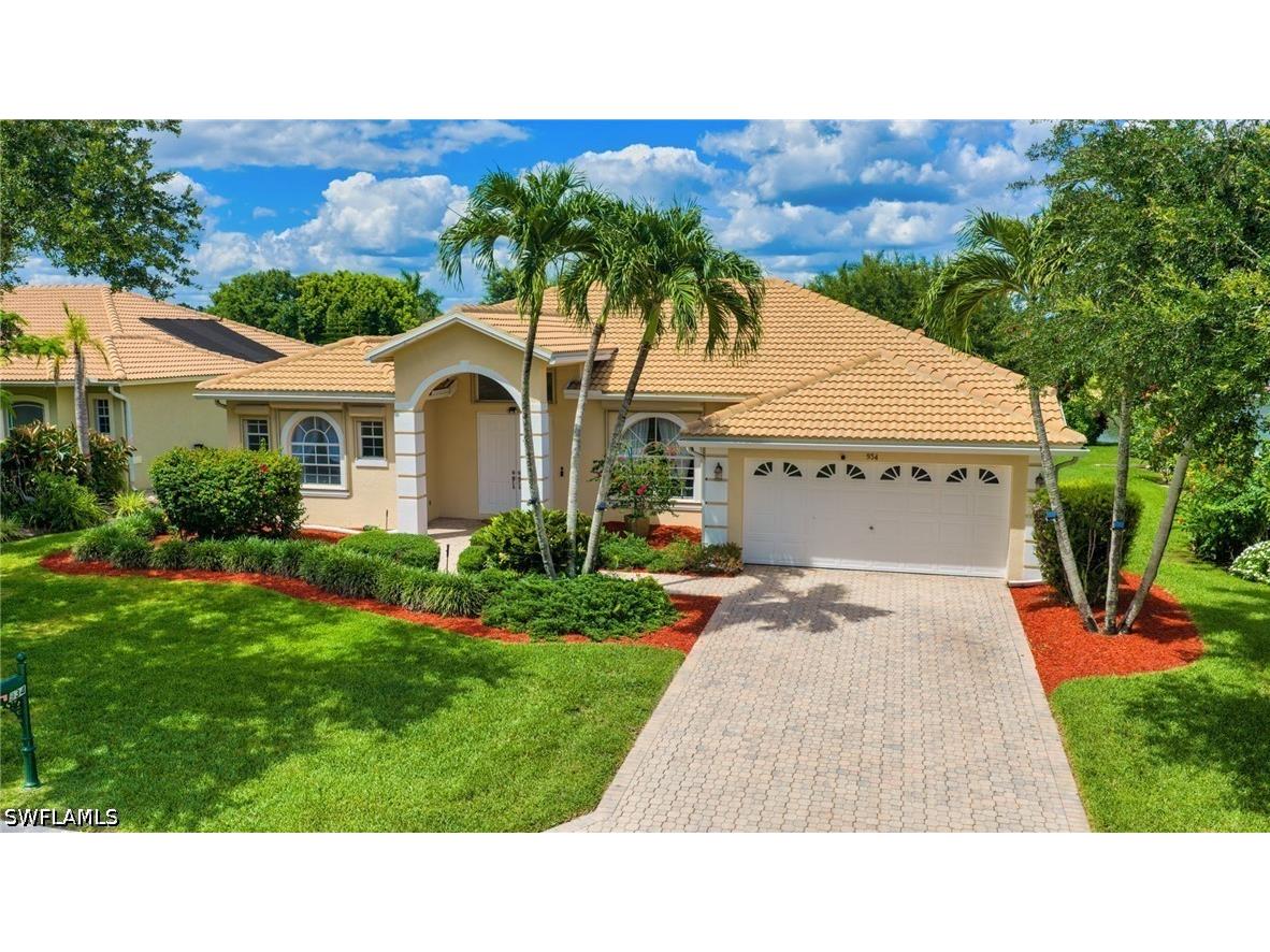 934 Tropical Bay Court Naples FL 34120 226022676 image5