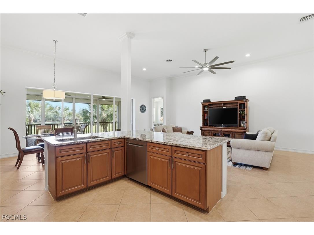 9340 Triana Terrace #4 Fort Myers FL 33912 2026008449 image10