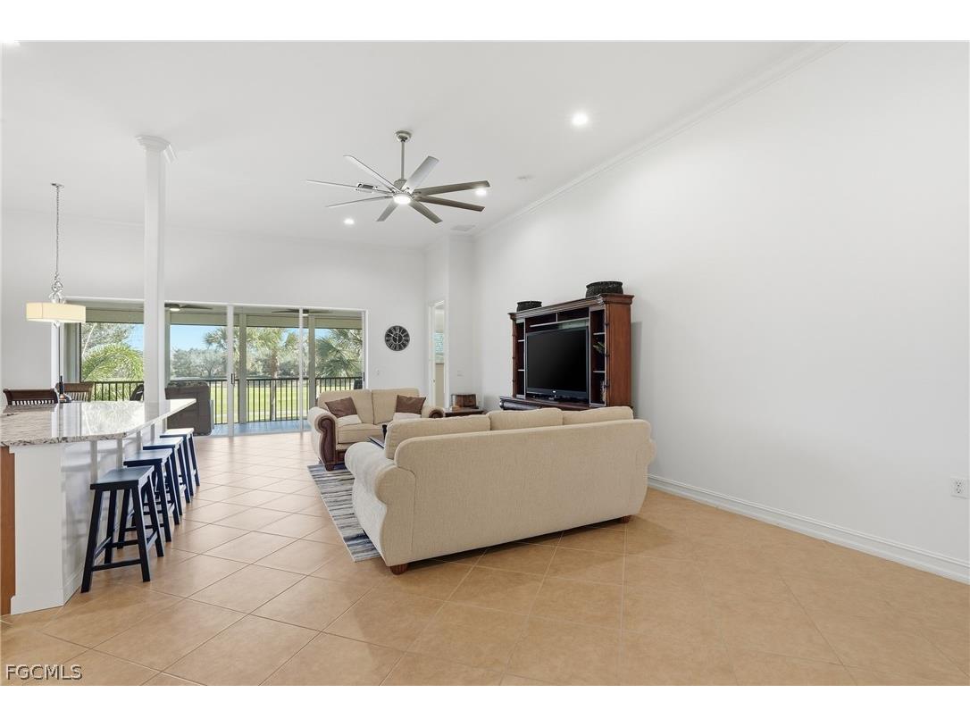9340 Triana Terrace #4 Fort Myers FL 33912 2026008449 image5