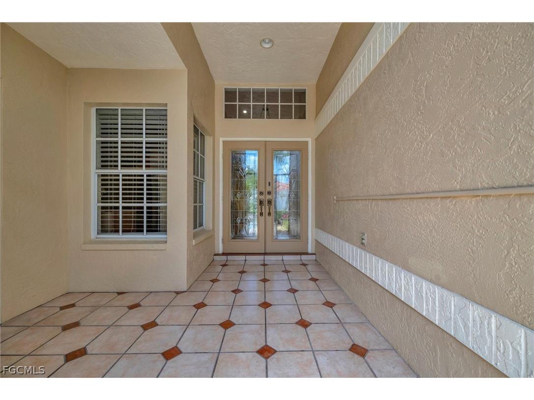 9341 White Hickory Lane Fort Myers FL 33912 2026007748 image3