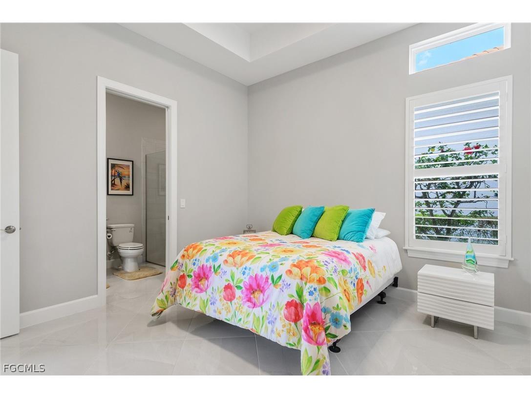 9345 Tulipano Terrace Naples FL 34119 2026006750 image22