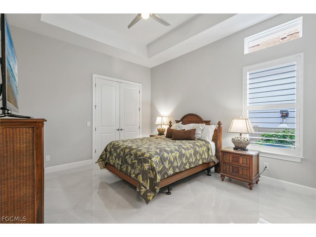 9345 Tulipano Terrace Naples FL 34119 2026006750 image24
