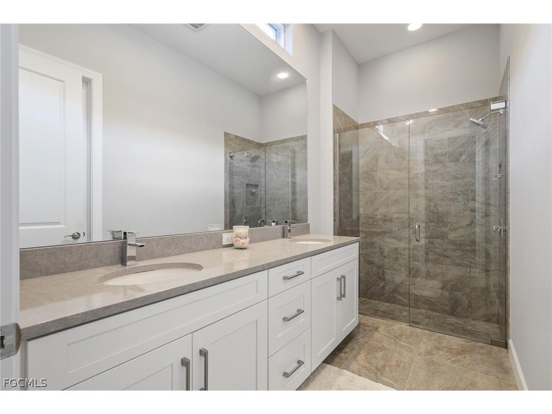 9345 Tulipano Terrace Naples FL 34119 2026006750 image26