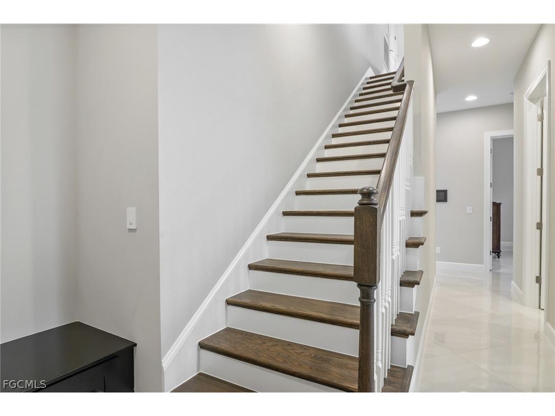 9345 Tulipano Terrace Naples FL 34119 2026006750 image29