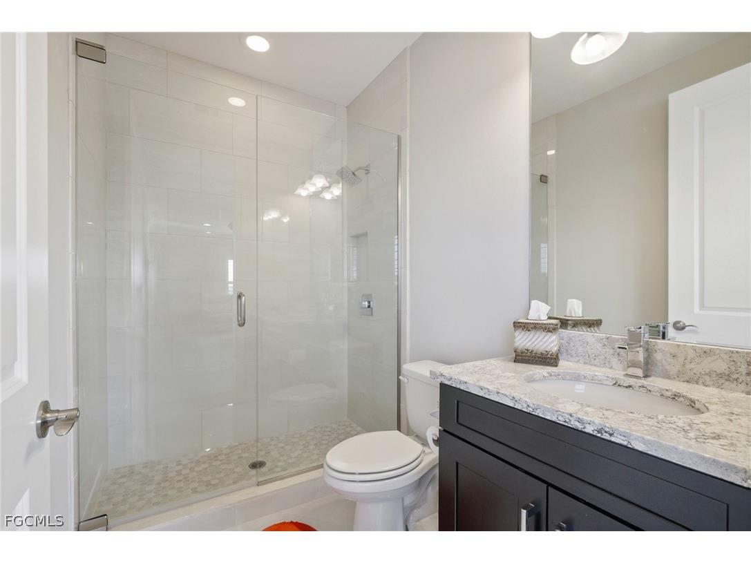 9345 Tulipano Terrace Naples FL 34119 2026006750 image31