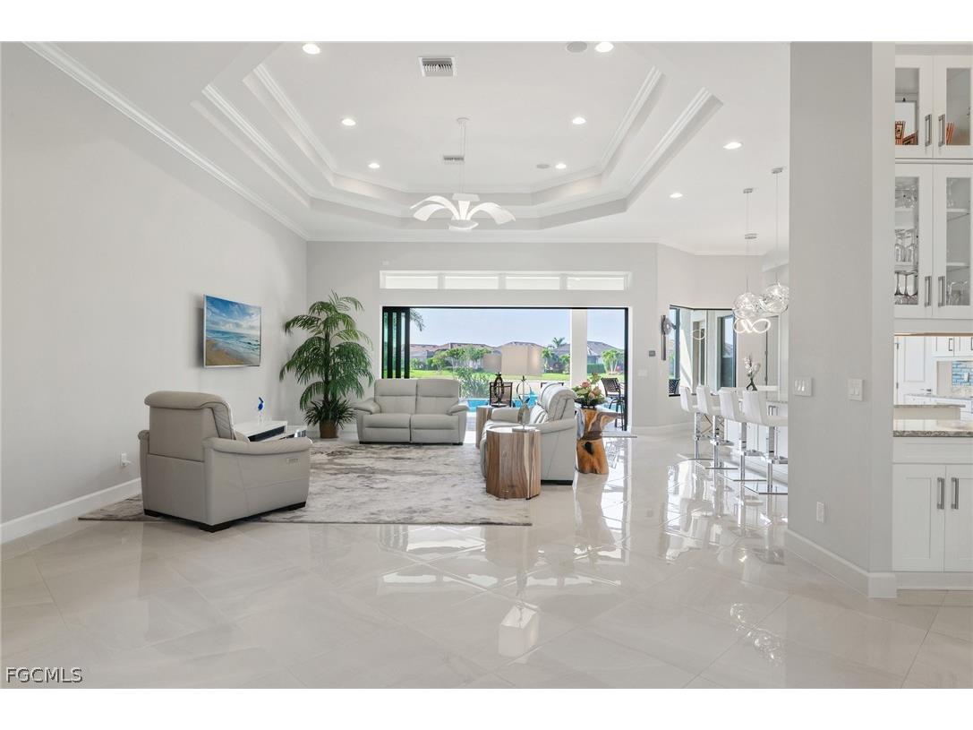 9345 Tulipano Terrace Naples FL 34119 2026006750 image4