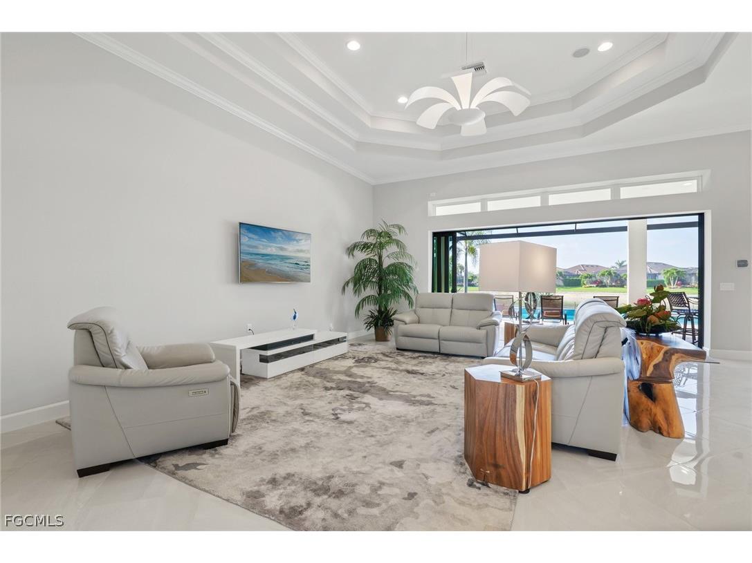 9345 Tulipano Terrace Naples FL 34119 2026006750 image5