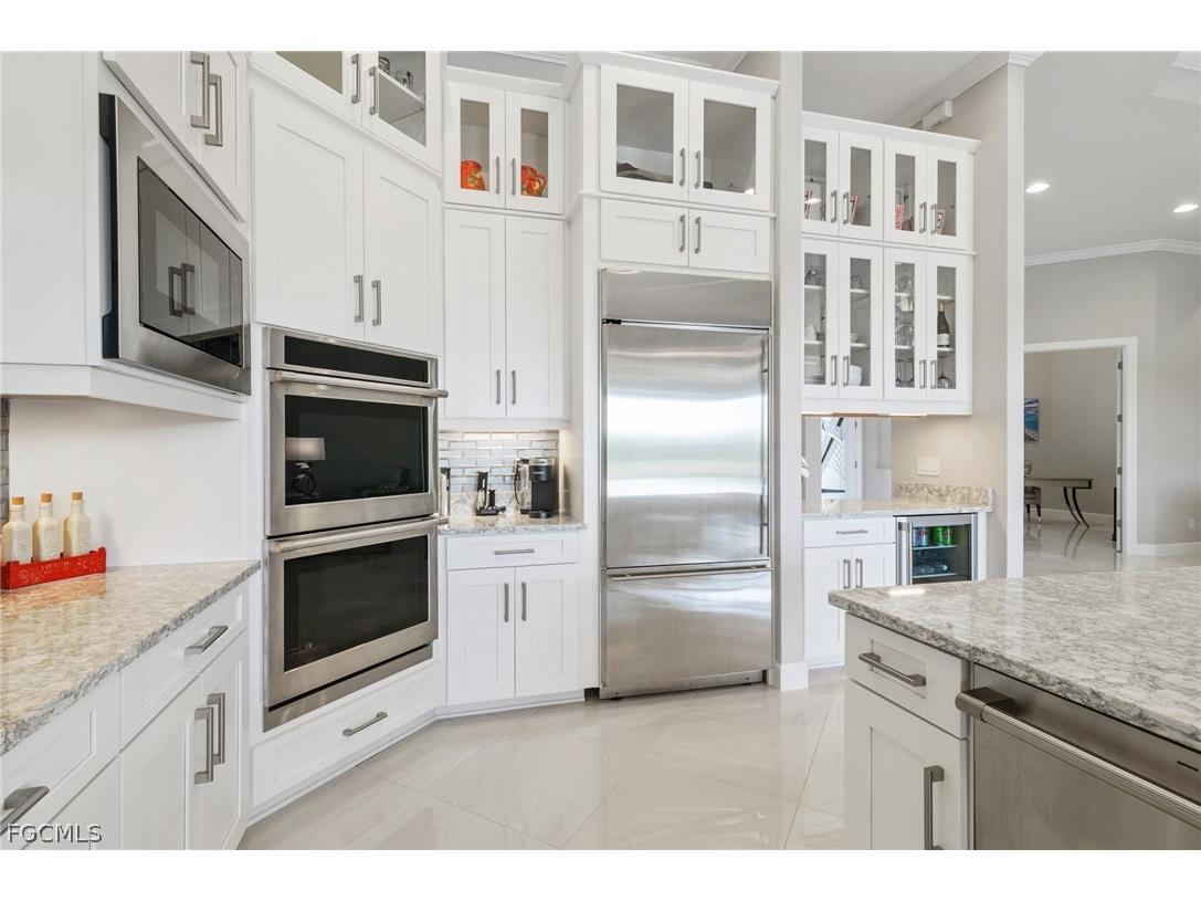 9345 Tulipano Terrace Naples FL 34119 2026006750 image8
