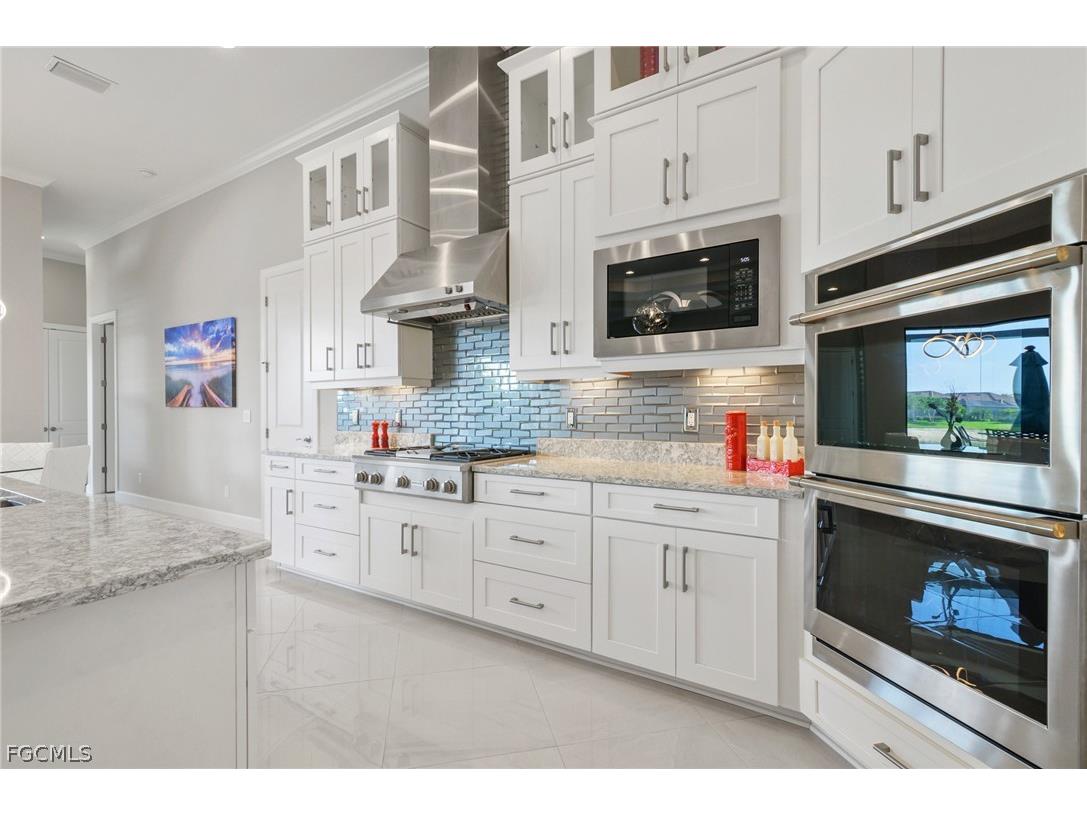 9345 Tulipano Terrace Naples FL 34119 2026006750 image9
