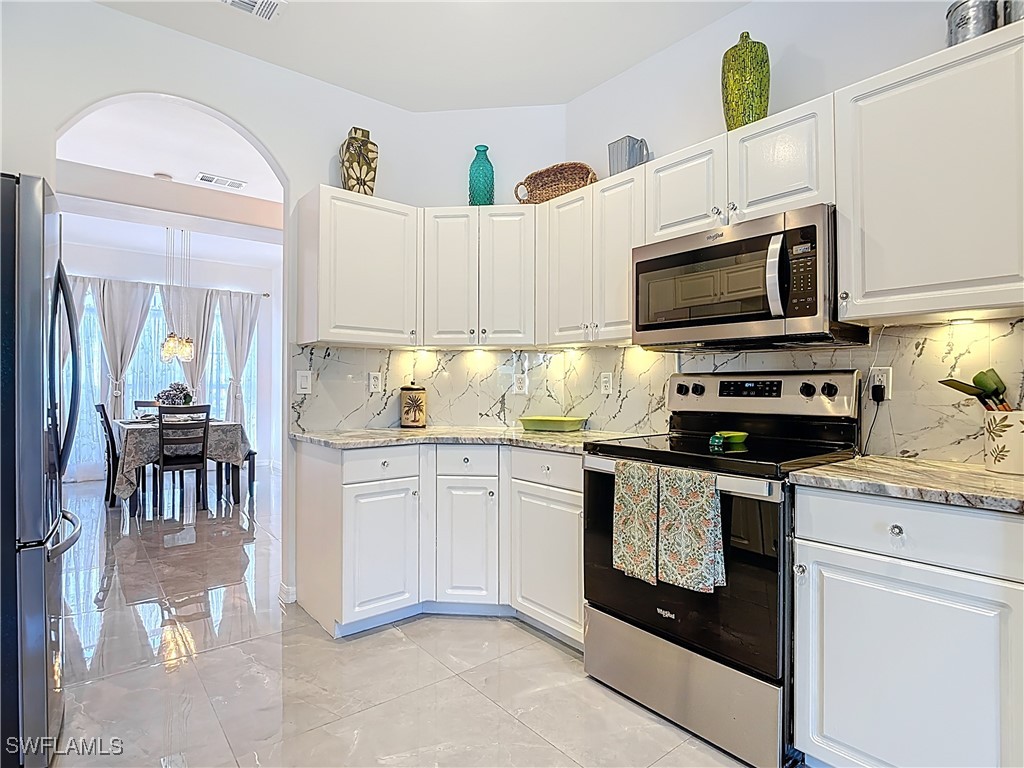 9346 Palm Island Circle North Fort Myers FL 33903 225067392 image10