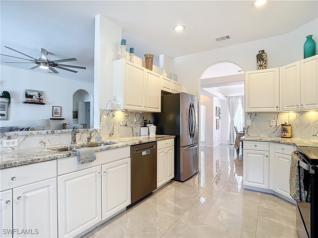 9346 Palm Island Circle North Fort Myers FL 33903 225067392 image11