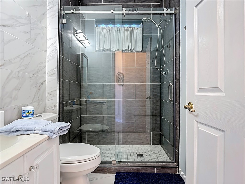 9346 Palm Island Circle North Fort Myers FL 33903 225067392 image19