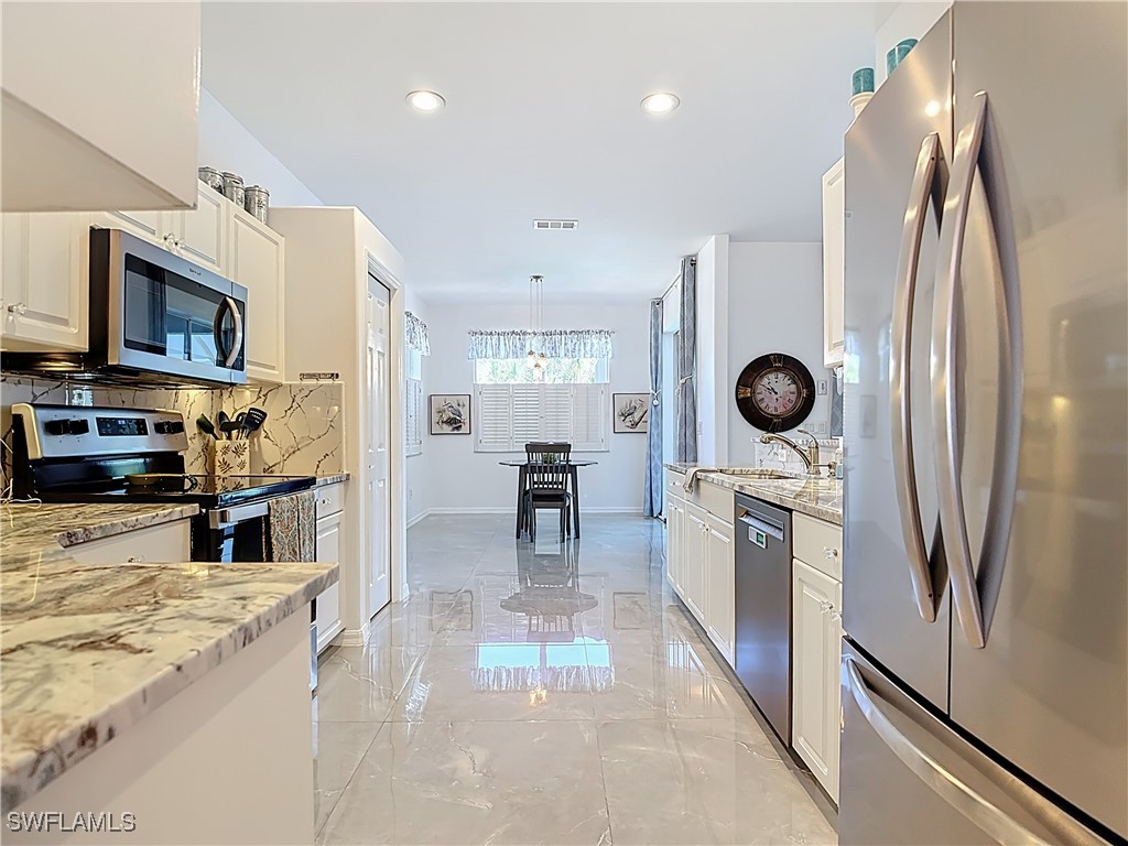 9346 Palm Island Circle North Fort Myers FL 33903 225067392 image7