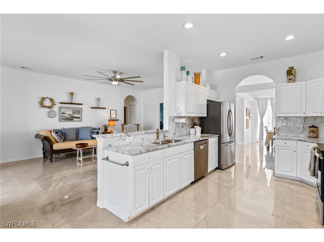 9346 Palm Island Circle North Fort Myers FL 33903 226006026 image15