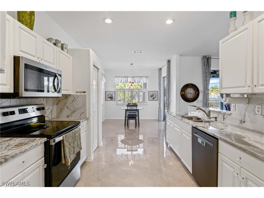 9346 Palm Island Circle North Fort Myers FL 33903 226006026 image17