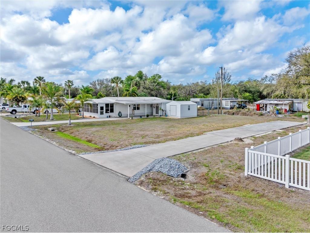 9347/9355 Boots Street Punta Gorda FL 33982 2026010430 image2