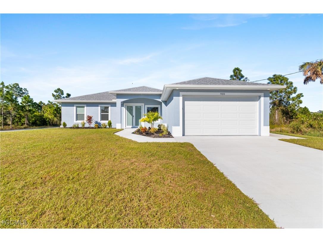 935 Elgin Street Lehigh Acres FL 33974 2025021875 image1