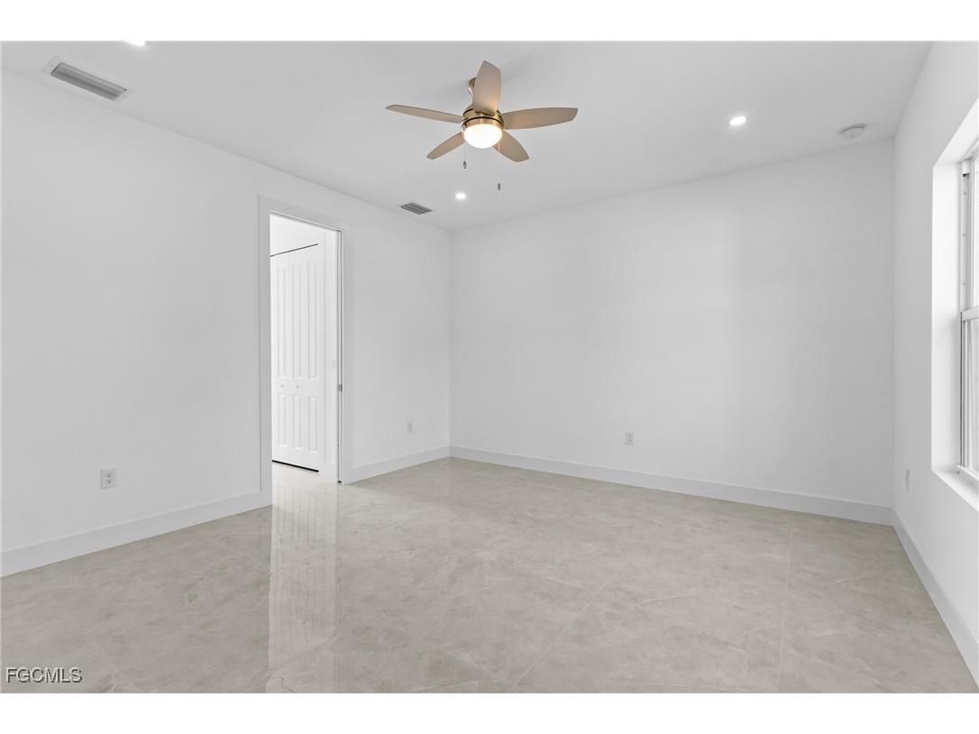 935 Elgin Street Lehigh Acres FL 33974 2025021875 image30