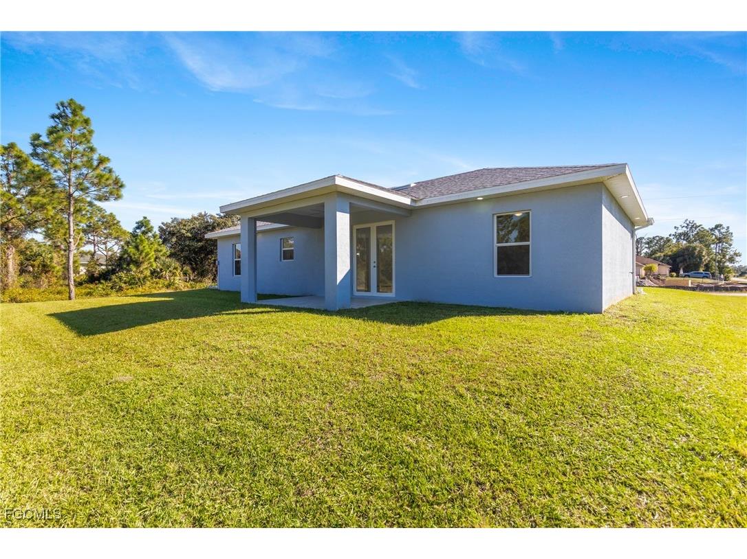 935 Elgin Street Lehigh Acres FL 33974 2025021875 image39