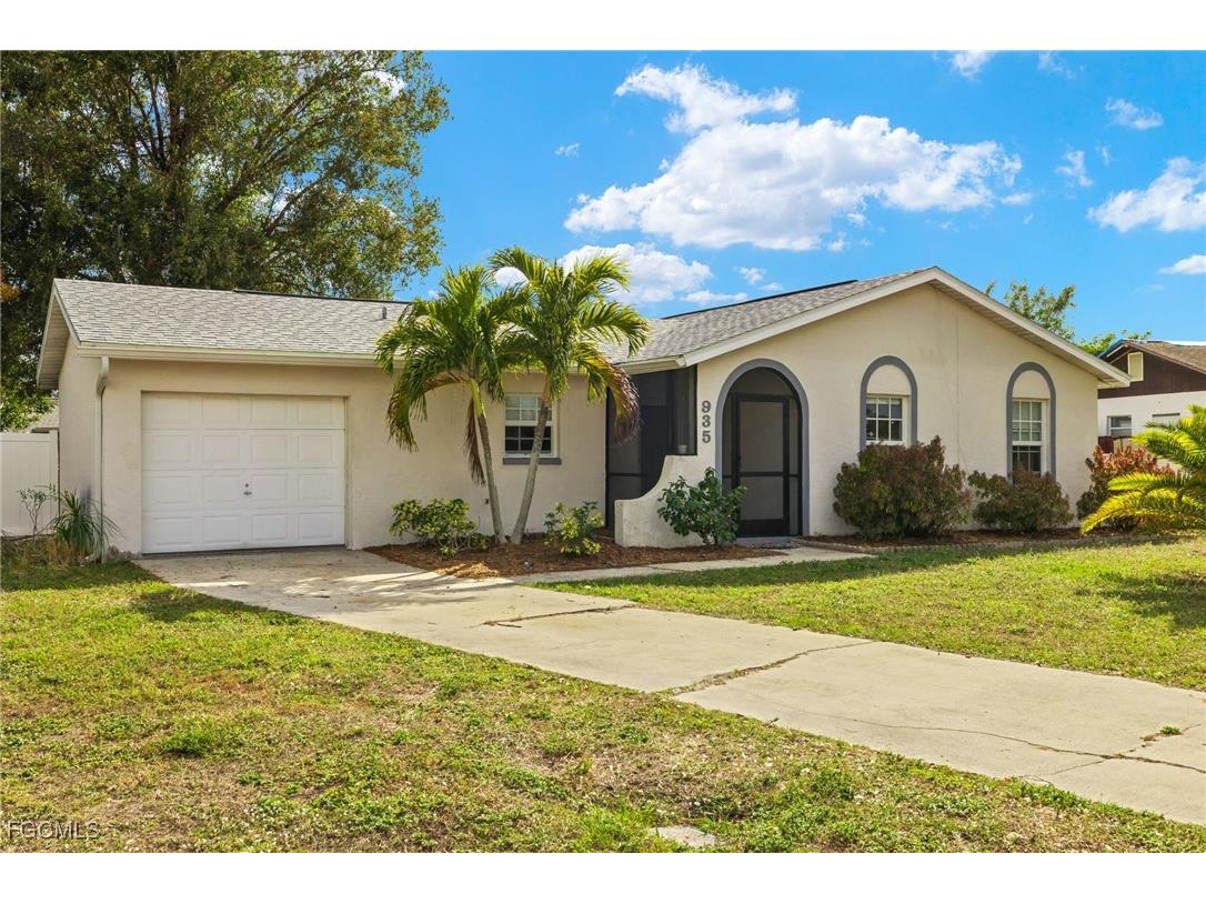 935 Hearty Street North Fort Myers FL 33903 2025013251 image4