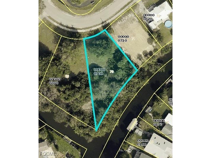 935 Iris Drive North Fort Myers FL 33903 2025019266 image10