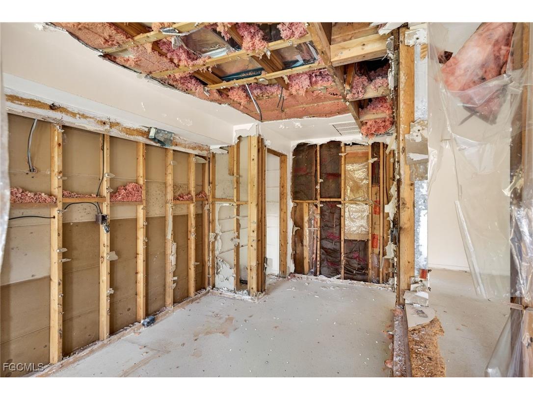 935 Pecten Court Sanibel FL 33957 2025023816 image10