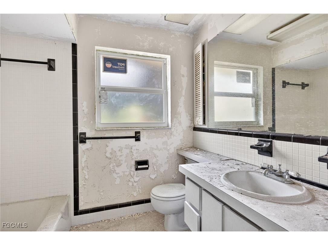 935 Pecten Court Sanibel FL 33957 2025023816 image16