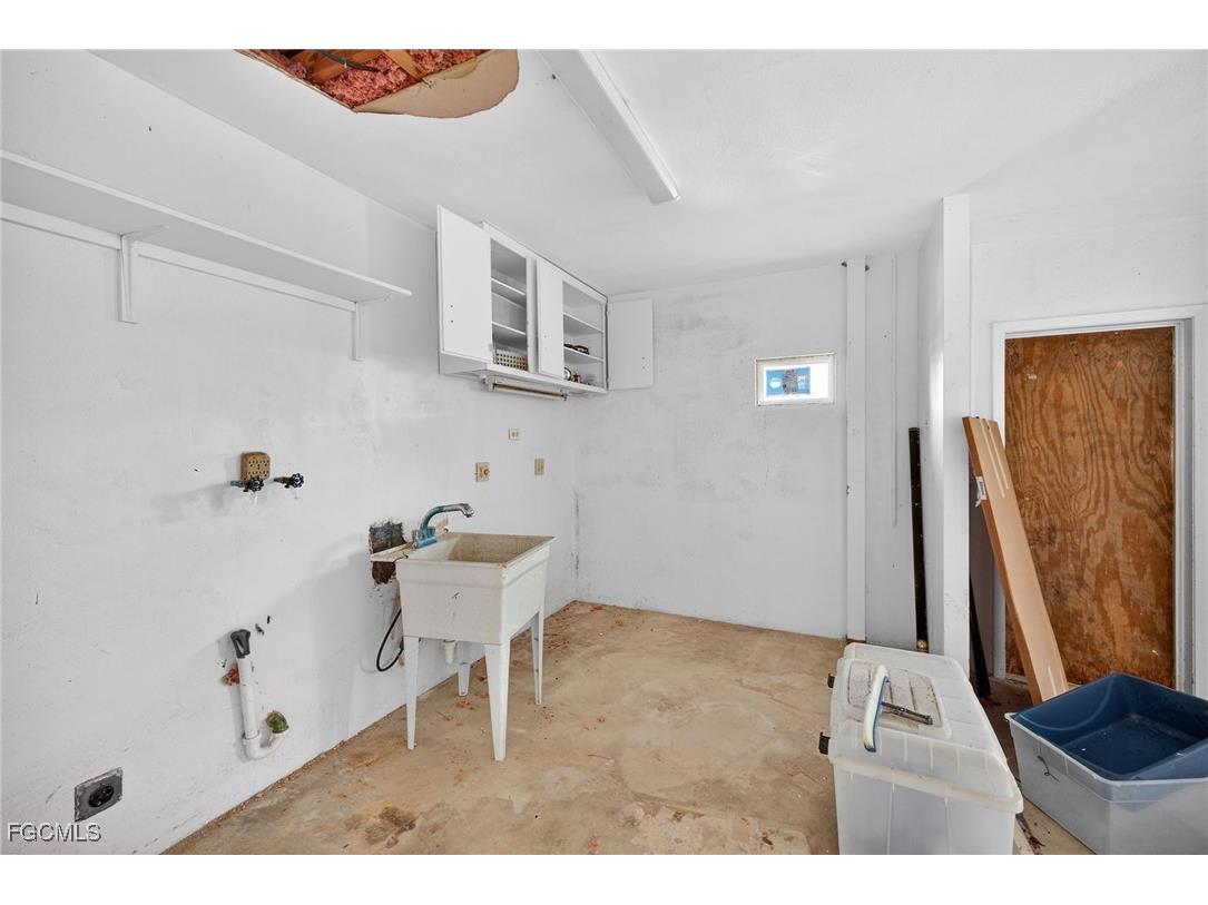 935 Pecten Court Sanibel FL 33957 2025023816 image18