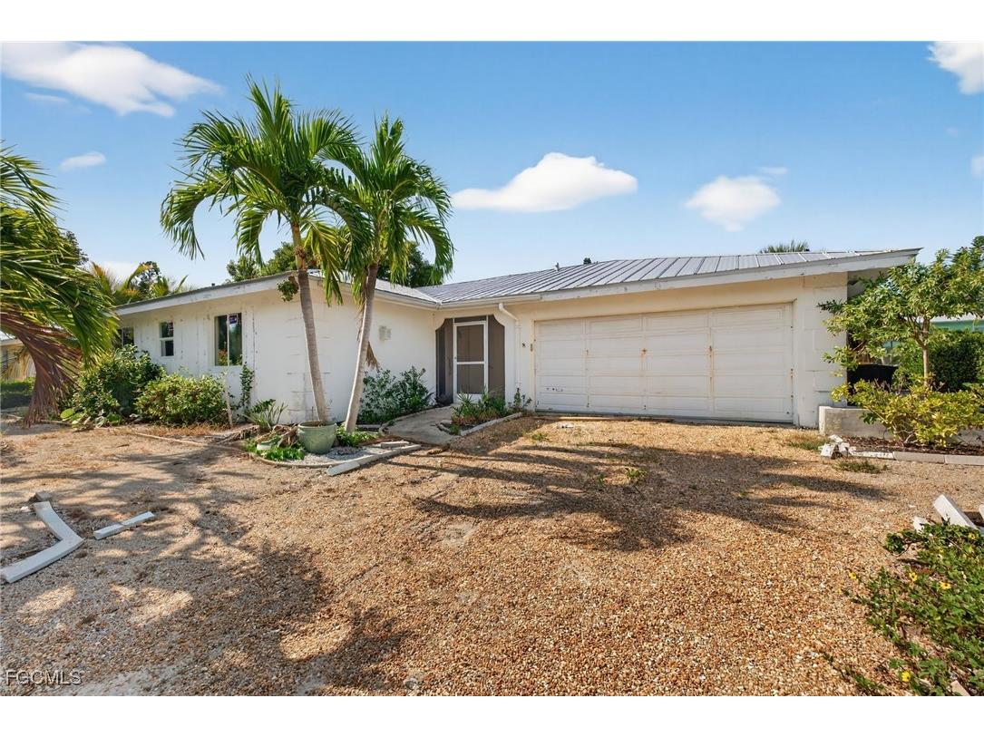 935 Pecten Court Sanibel FL 33957 2025023816 image2