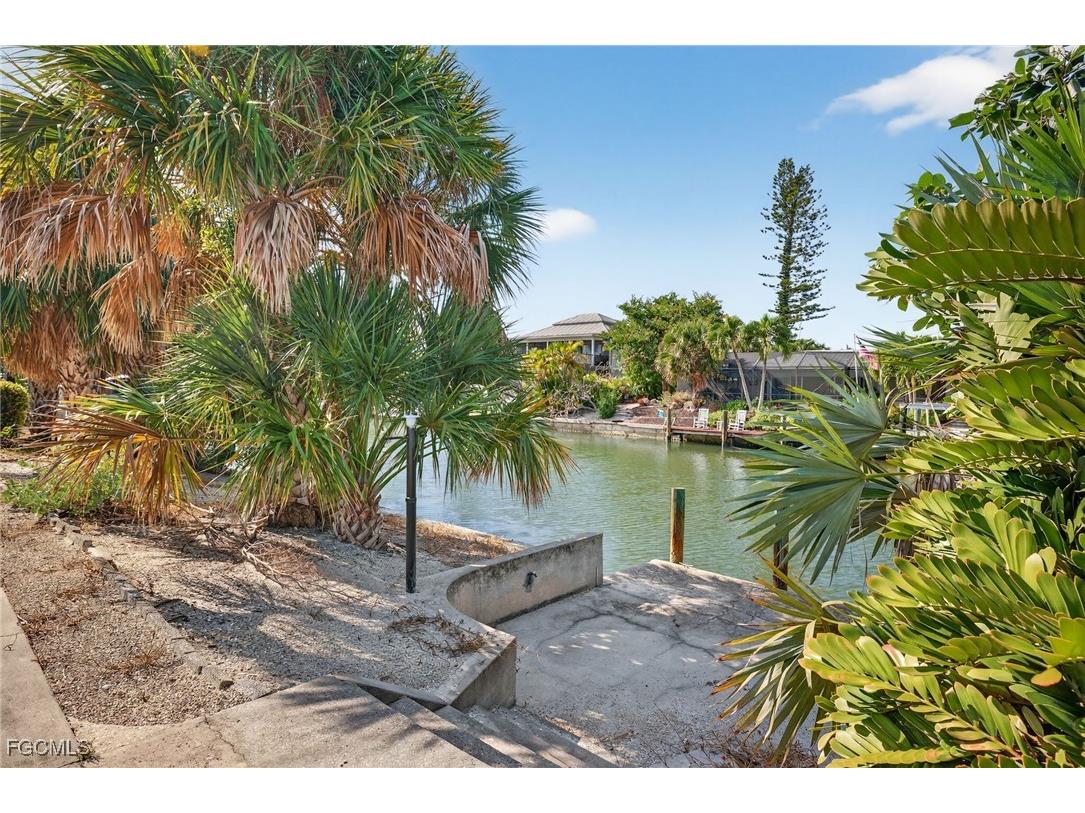 935 Pecten Court Sanibel FL 33957 2025023816 image23