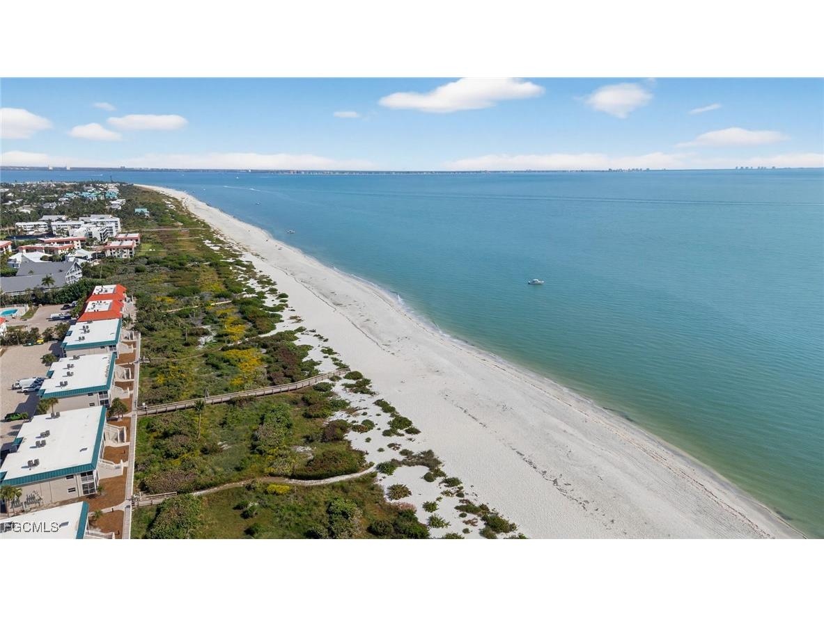 935 Pecten Court Sanibel FL 33957 2025023816 image34