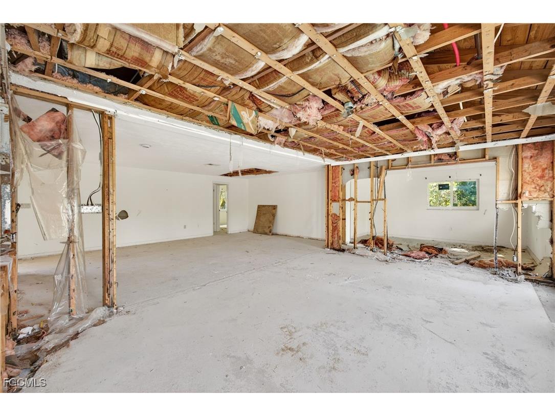 935 Pecten Court Sanibel FL 33957 2025023816 image6