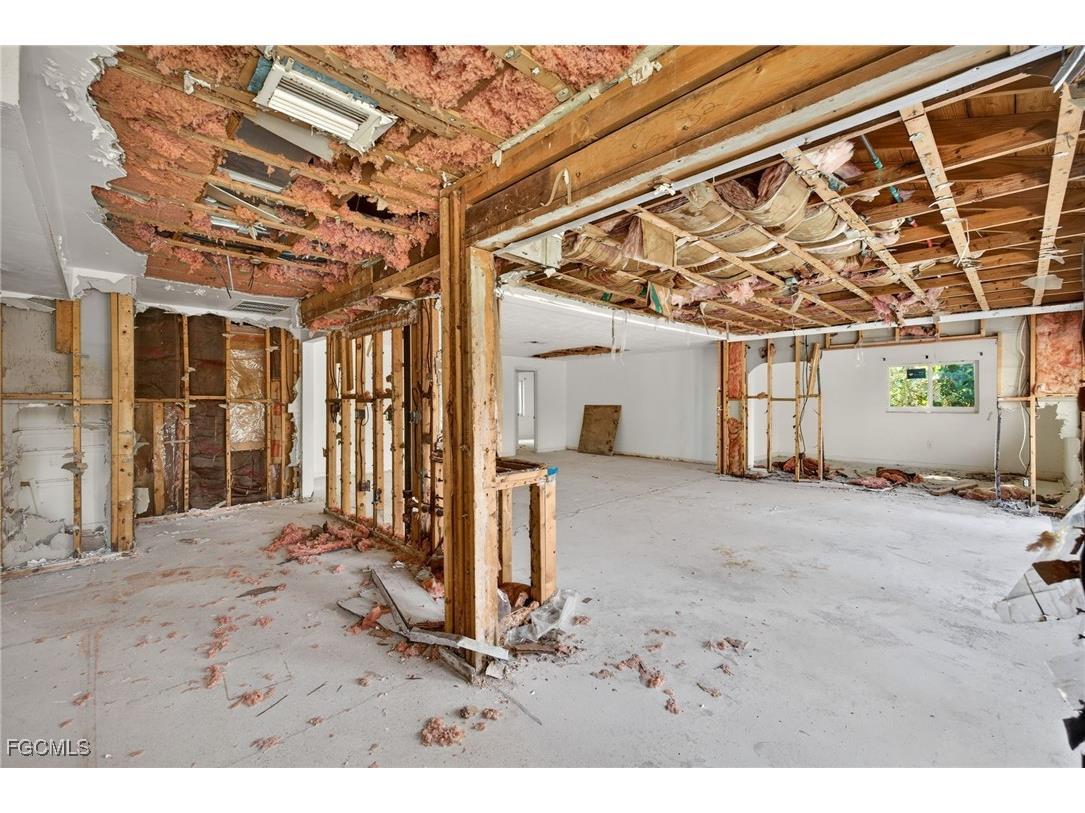 935 Pecten Court Sanibel FL 33957 2025023816 image8