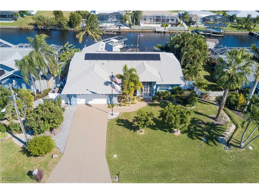 935 SE 20th Court Cape Coral FL 33990 2025018744 image1