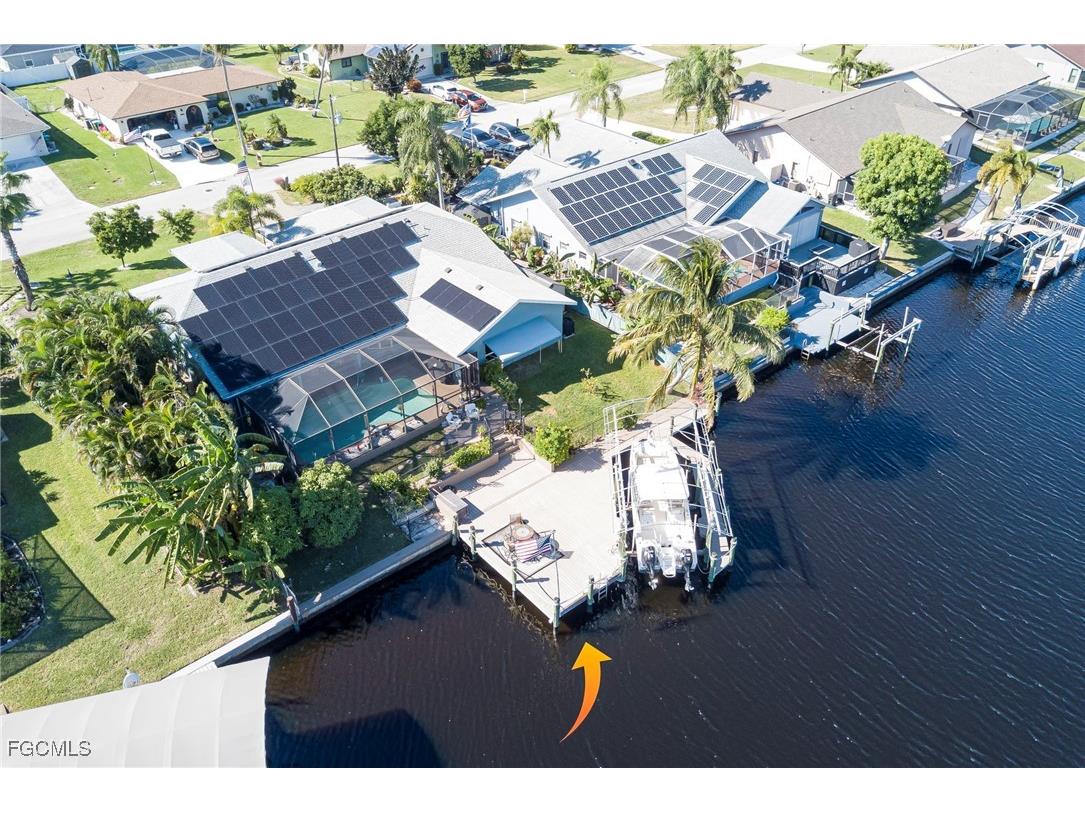 935 SE 20th Court Cape Coral FL 33990 2025018744 image2