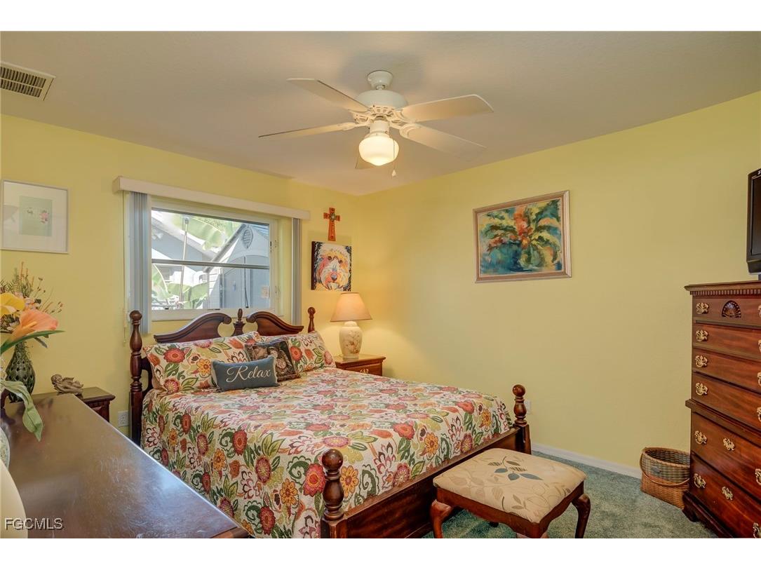 935 SE 20th Court Cape Coral FL 33990 2025018744 image21