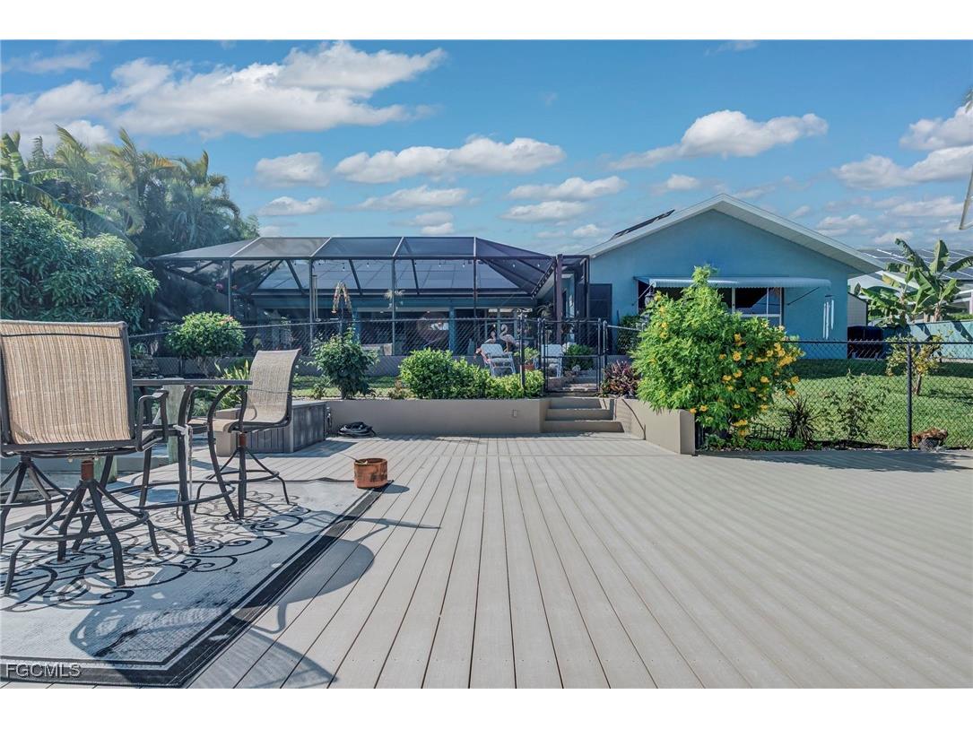 935 SE 20th Court Cape Coral FL 33990 2025018744 image25