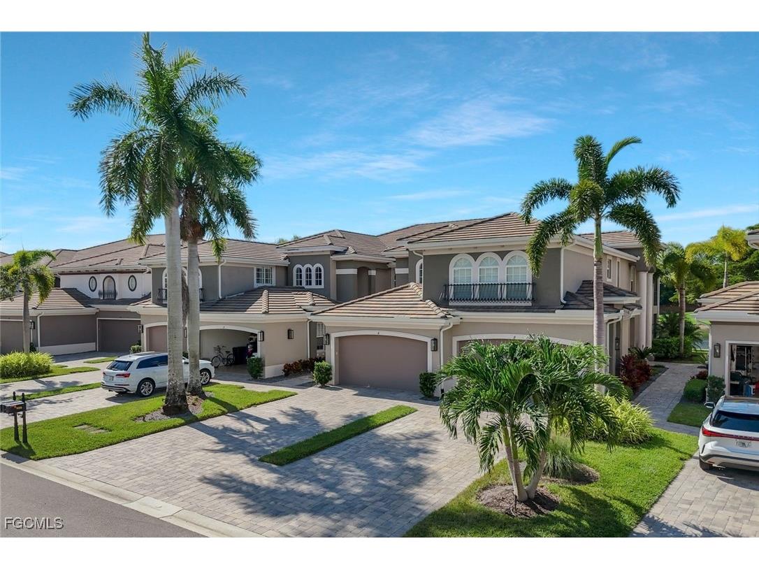 9351 Triana Terrace #52 Fort Myers FL 33912 2025015824 image1