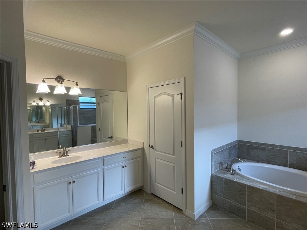 9353 Glenforest Drive Naples FL 34120 226024400 image13