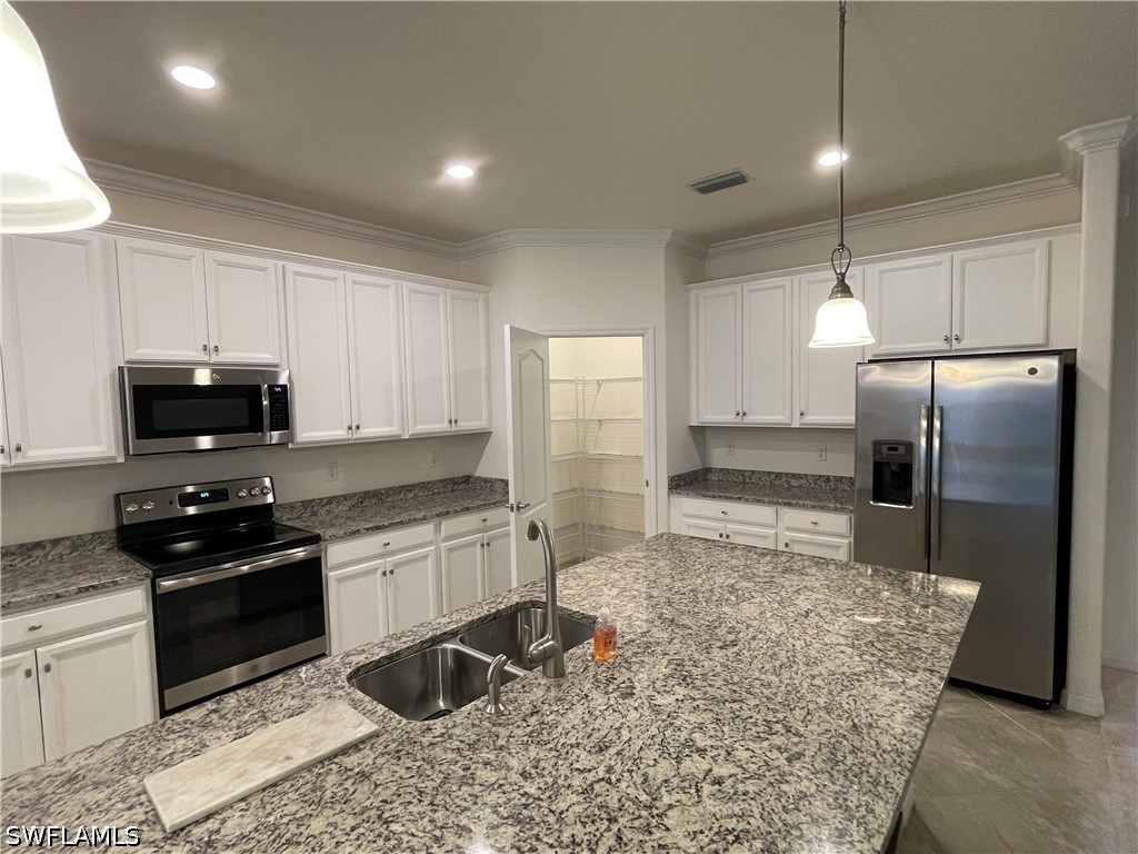 9353 Glenforest Drive Naples FL 34120 226024400 image5