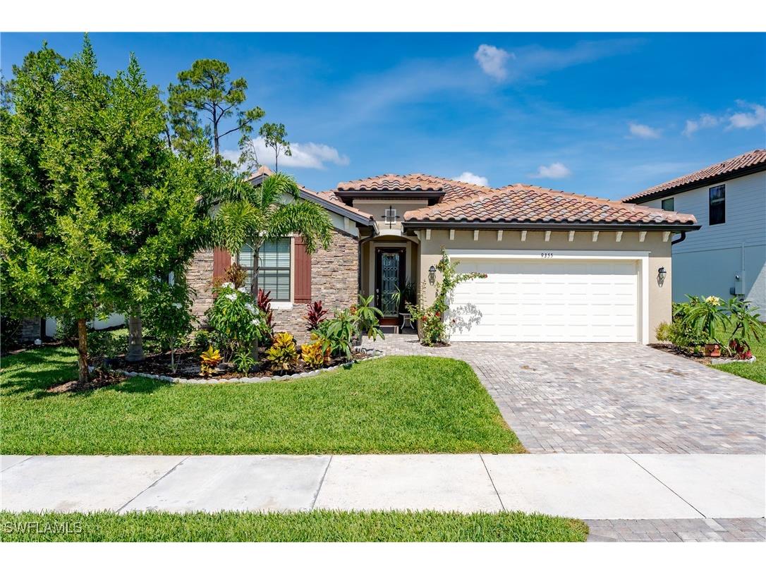 9355 Foxglove Lane Naples FL 34120 224070545 image1