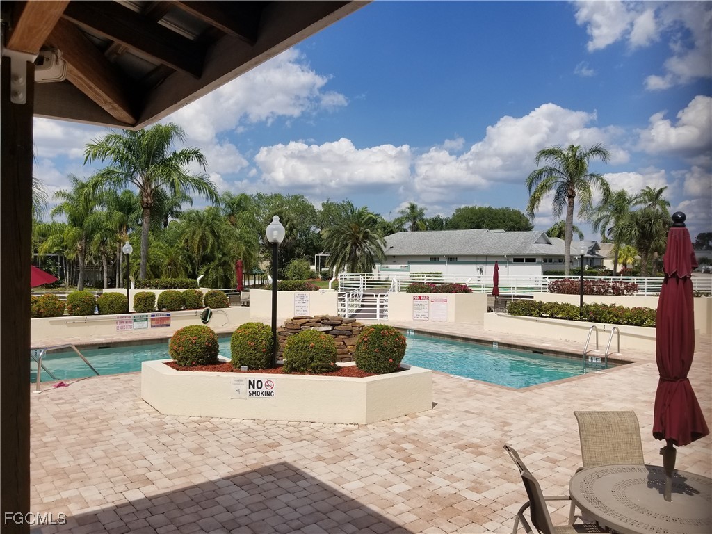 9358 Palm Island Circle North Fort Myers FL 33903 2025018156 image1