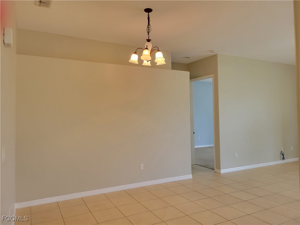 9358 Palm Island Circle North Fort Myers FL 33903 2025018156 image11