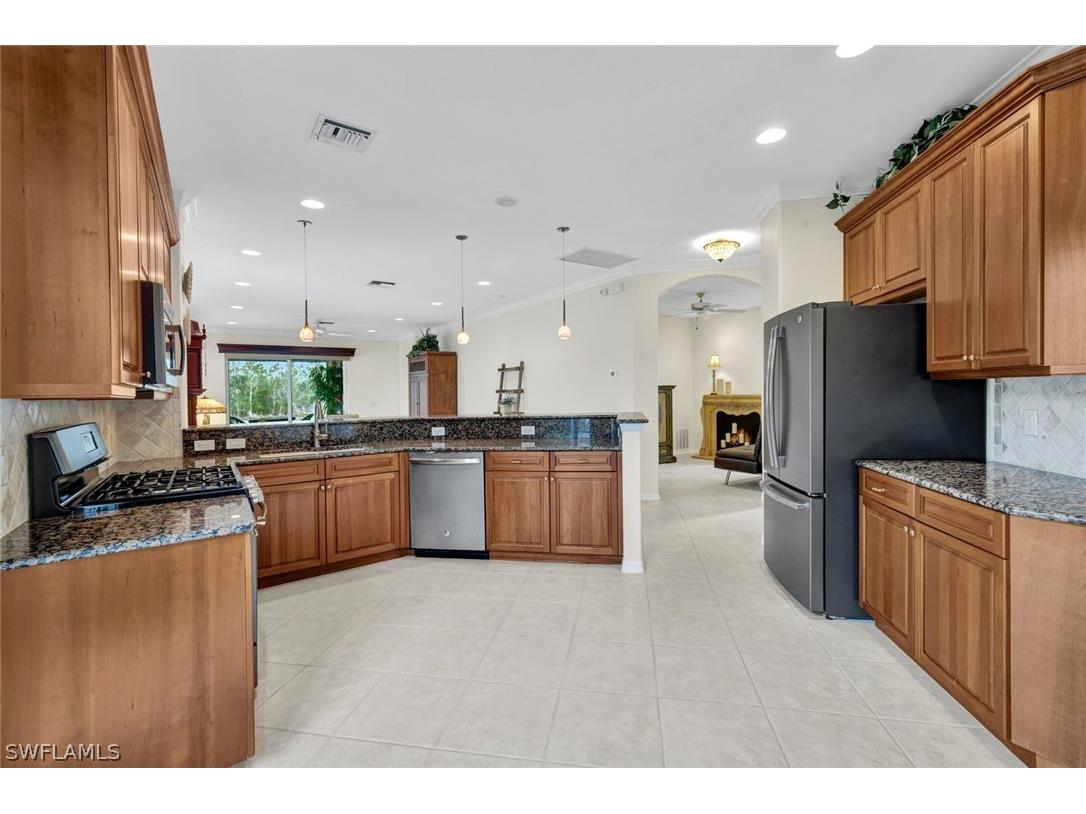 9359 Trieste Drive Fort Myers FL 33913 226009458 image10