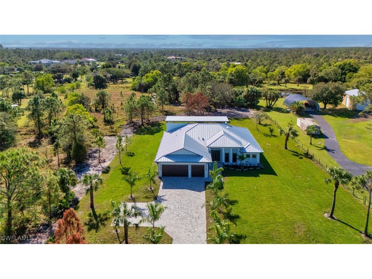 936 47th Ave Ne Naples FL 34120 224093461 image1