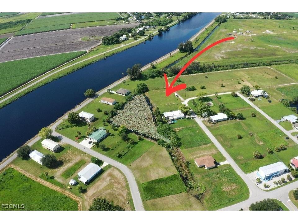 936 Meyerchick Drive SW Moore Haven FL 33471 2026011229 image1