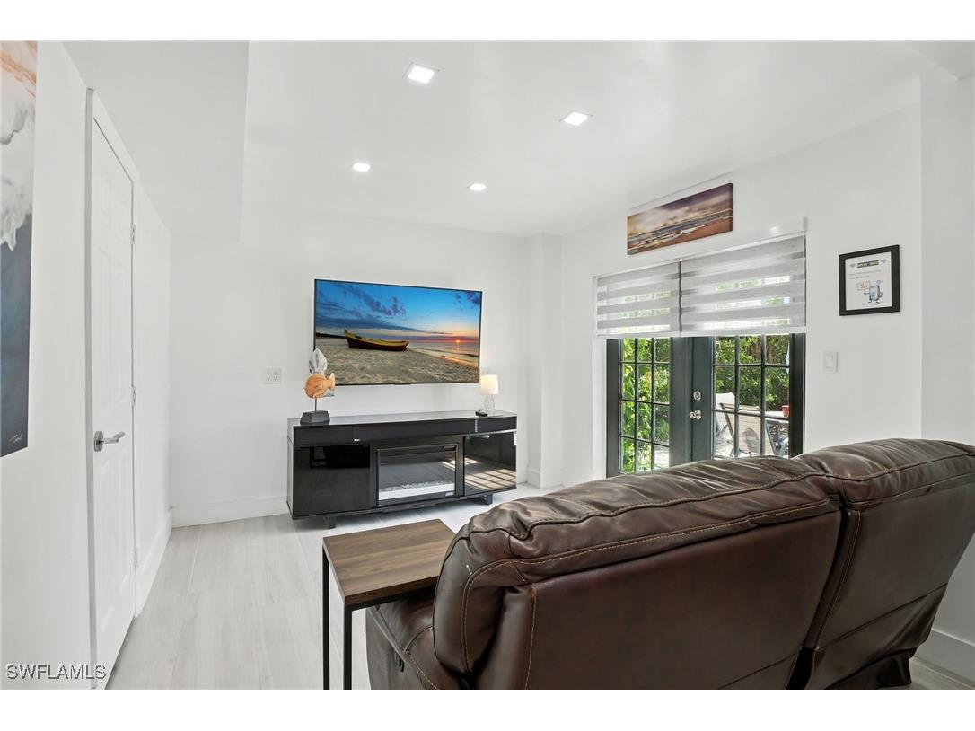 936 Panther Creek Lane Everglades City FL 34139 225068853 image10